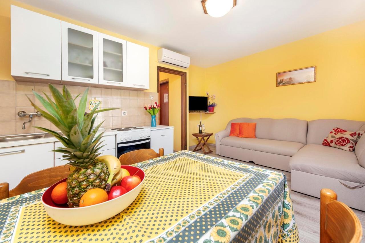 Apartments Adria Rovinj Extérieur photo