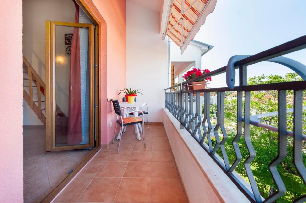Apartments Adria Rovinj Extérieur photo