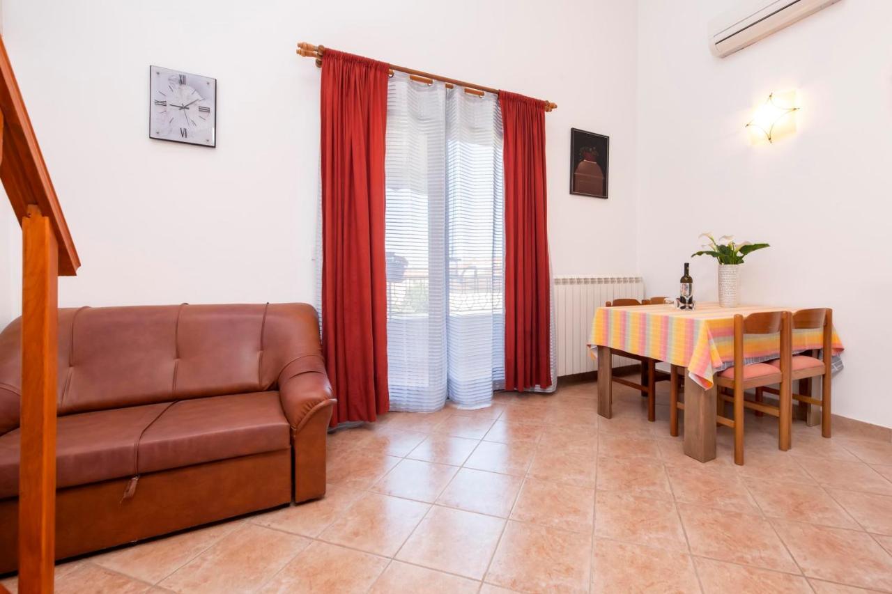 Apartments Adria Rovinj Extérieur photo